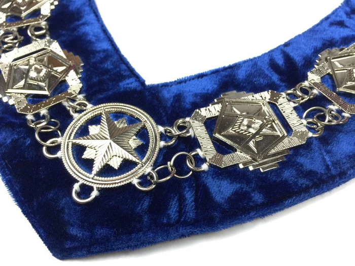 OES Chain Collar - Silver Plated on Blue Velvet
